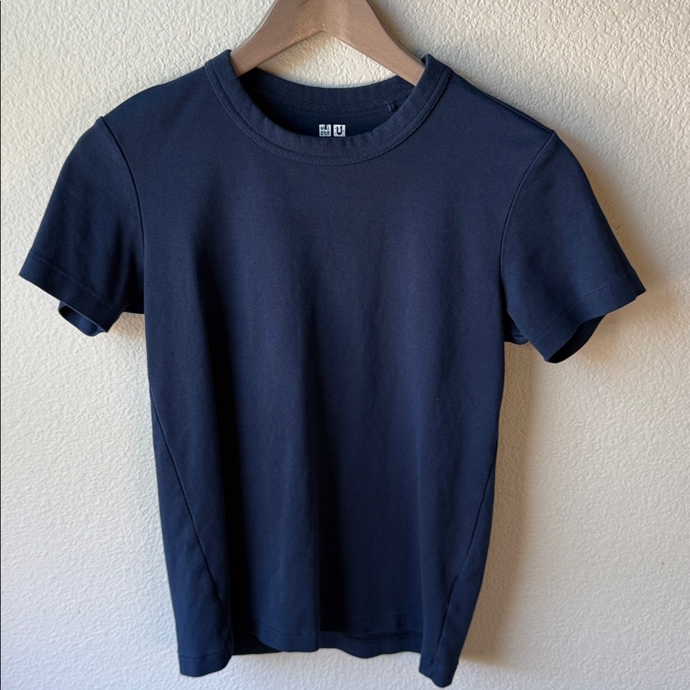 Uniqlo Navy Blue Crew Neck T-Shirt